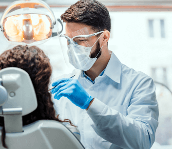 Clínicas Dentales para Personas de Bajos Ingresos